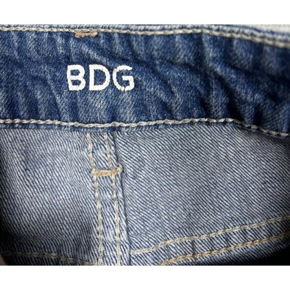BDG Super High Rise Dolphin Jean Shorts Womens‎ 31W Fray Edge - Picture 2 of 5